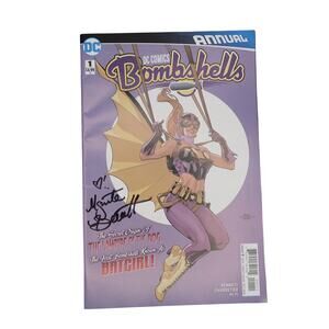 DC Comics Bombshell Annual #1 (2016) Signed Marguerite Bennett Comic Book